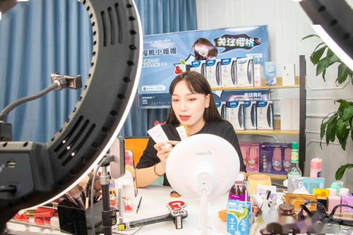 番禺互聯(lián)網(wǎng)軟件信息服務(wù)業(yè)崛起 規(guī)模總量躍居全市第二，個(gè)人互聯(lián)網(wǎng)服務(wù)成增長(zhǎng)引擎